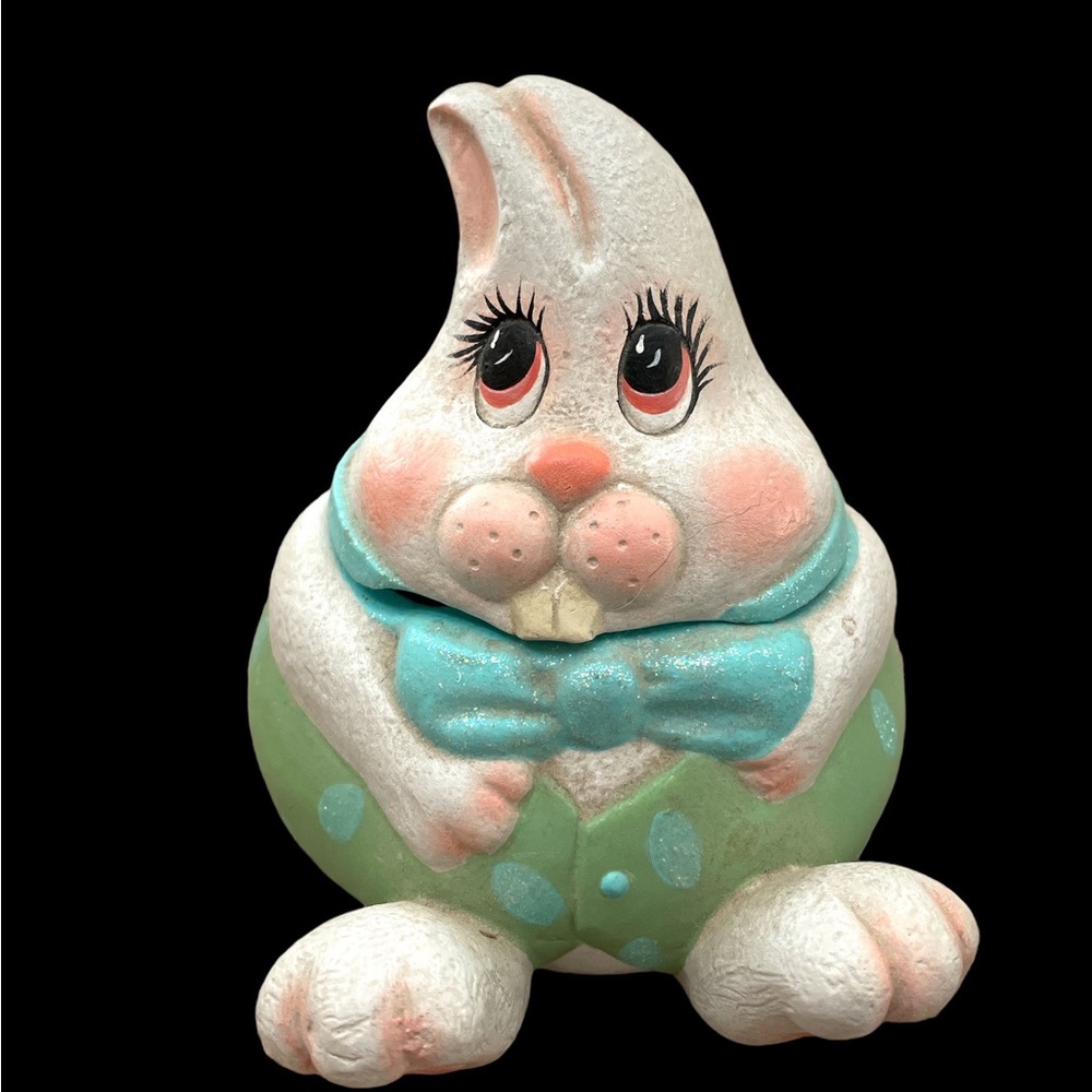 Vintage Hand-painted Easter Bunny Lidded candy/ trinket dish.